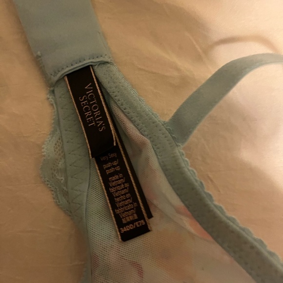 Very sexy push up bra - Picture 3 of 3